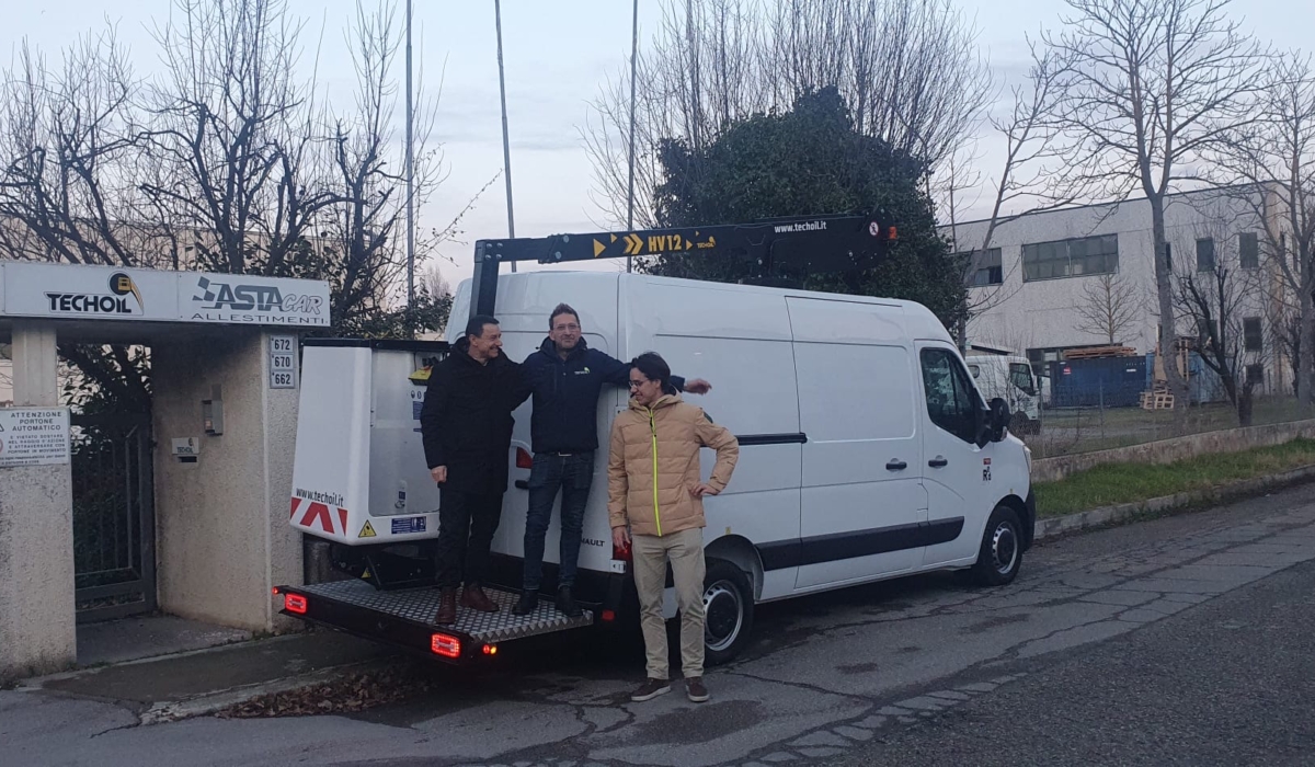 Delegazione ungherese a Bertinoro per provare l’HV12